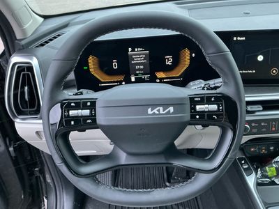 2026 Kia Sorento Hybrid - Photo 12
