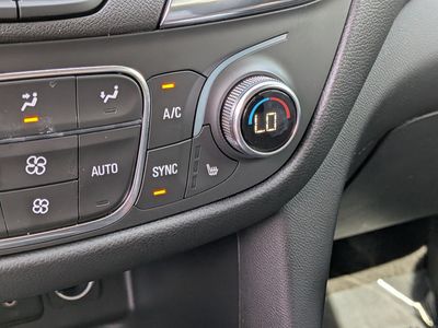 2024 Chevrolet Equinox — photo 33 view