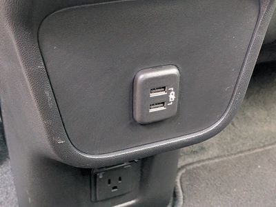 2024 Chevrolet Equinox — photo 16 view