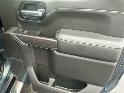 2019 Chevrolet Silverado 1500 — photo 13 view