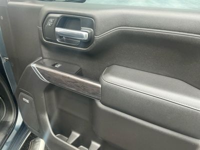 2019 Chevrolet Silverado 1500 — photo 9 view