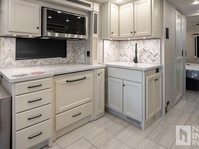 2026 Tiffin Motorhomes Allegro Bay - Photo 19