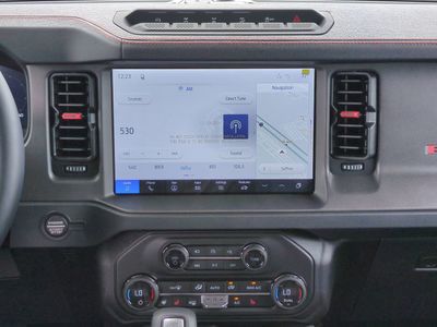 2026 Ford Bronco — photo 17 view