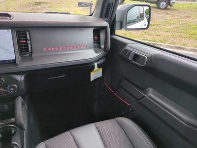 2026 Ford Bronco — photo 16 view