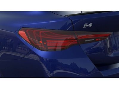 2026 BMW i4 — photo 8 view
