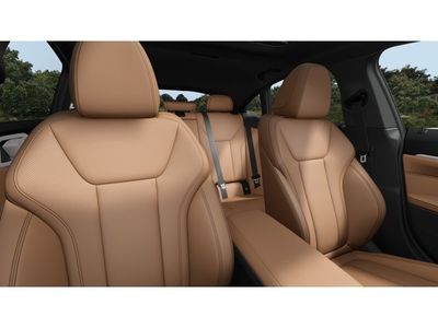 2026 BMW i4 — photo 11 view