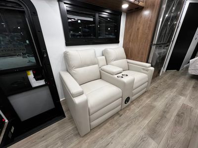 2026 Jayco SENECA XT - Photo 19