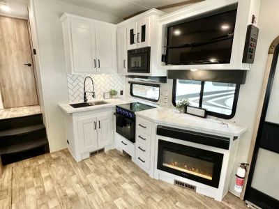 2023 Keystone Rv Arcadia 293SLRD — photo 17 view