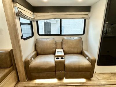 2023 Keystone Rv Arcadia 293SLRD — rear three-quarter view