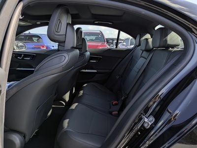 2025 Mercedes-Benz C-Class — photo 12 view