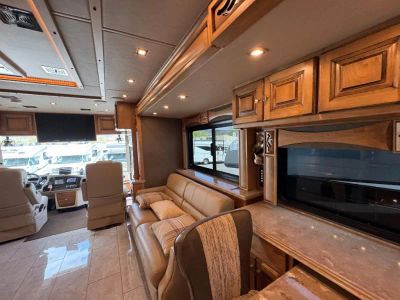 2019 Tiffin Motorhomes Phaeton - Photo 16