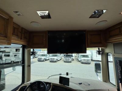 2019 Tiffin Motorhomes Phaeton - Photo 11