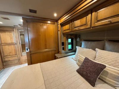 2019 Tiffin Motorhomes Phaeton - Photo 24