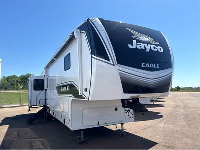 2026 Jayco Eagle — front three-quarter view