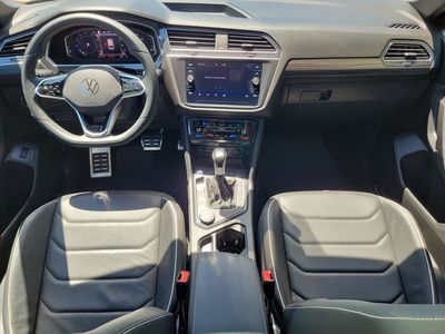 2024 Volkswagen Tiguan — photo 14 view