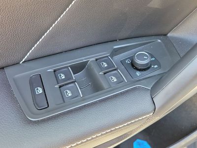 2024 Volkswagen Tiguan — photo 20 view