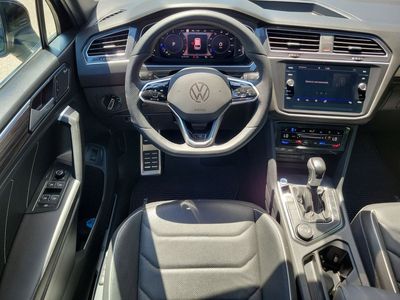 2024 Volkswagen Tiguan — photo 15 view