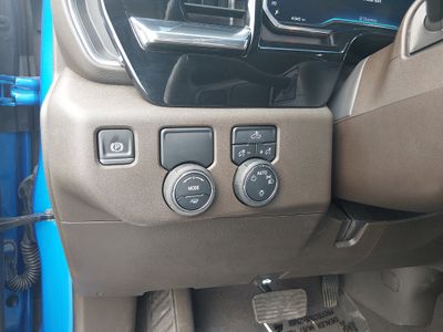 2025 Chevrolet Silverado 1500 - Photo 13