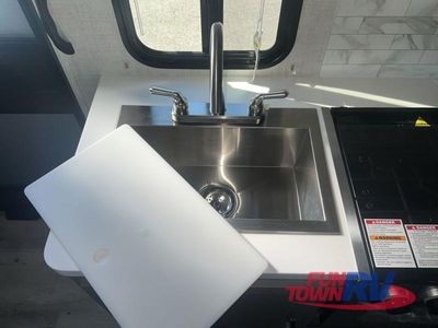 2026 Gulf Stream RV Yellowstone Ranch Edition - Photo 13