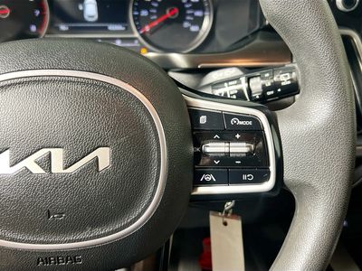 2023 Kia Sorento — photo 17 view