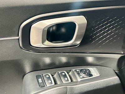 2023 Kia Sorento — photo 14 view