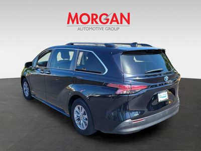 2021 Toyota Sienna — engine compartment view