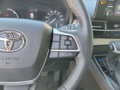 2021 Toyota Sienna — photo 28 view