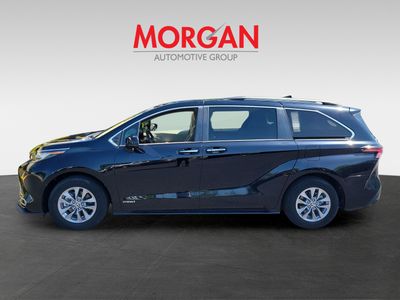 2021 Toyota Sienna — photo 7 view