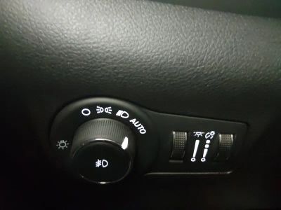 2024 Jeep Compass - Photo 13