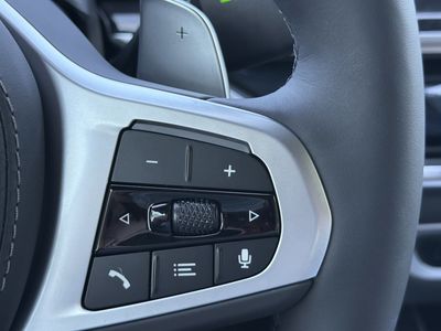 2026 BMW X6 — photo 33 view