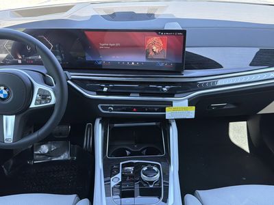 2026 BMW X6 — photo 15 view