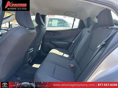 2024 Toyota Prius Prime — photo 11 view