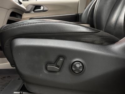 2022 Chrysler Pacifica - Photo 12