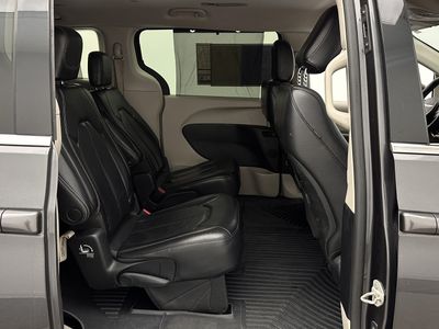 2022 Chrysler Pacifica - Photo 31