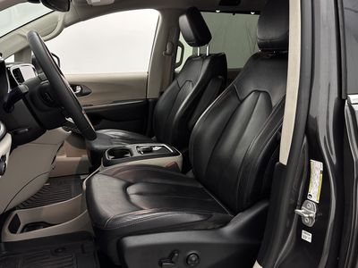 2022 Chrysler Pacifica - Photo 13