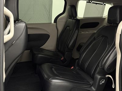 2022 Chrysler Pacifica - Photo 22