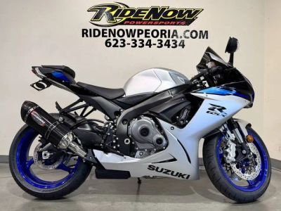 2026 Suzuki GSX-R600 — front three-quarter view