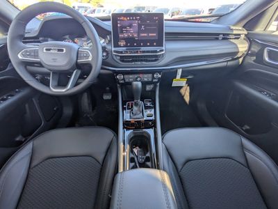 2026 Jeep Compass — photo 13 view