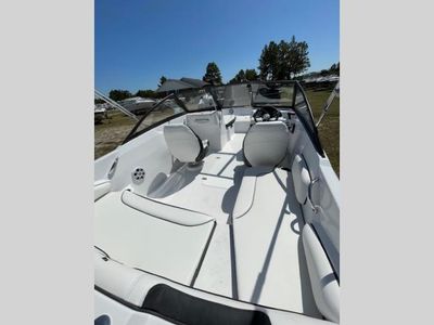 2026 Stingray 191DC — photo 9 view