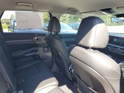2026 Kia Sorento — photo 28 view