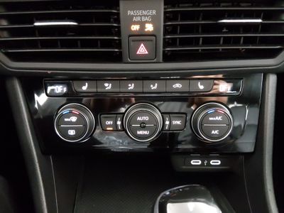 2024 Volkswagen Jetta — photo 18 view