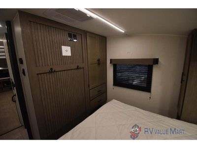 2026 Forest River RV Cherokee Arctic Wolf — photo 36 view