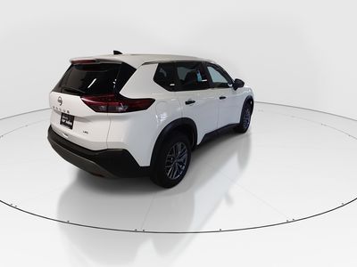 2023 Nissan Rogue — photo 7 view