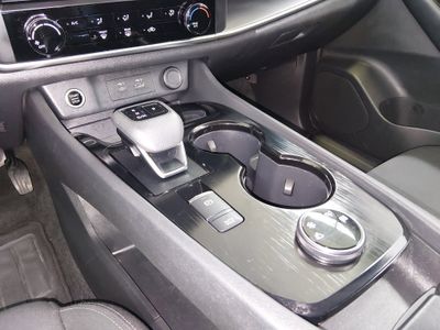 2023 Nissan Rogue — photo 16 view