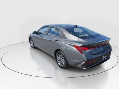 2024 Hyundai Elantra — detail view