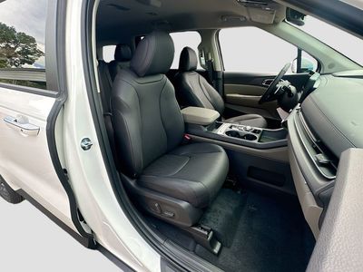 2026 Kia Carnival Hybrid - Photo 29