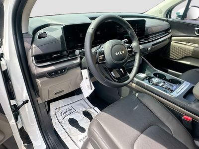2026 Kia Carnival Hybrid - Photo 9