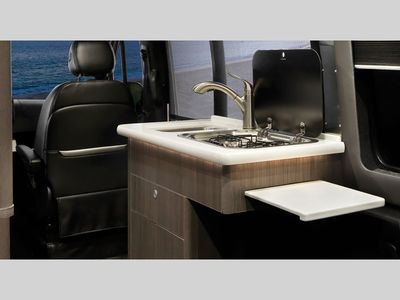 2025 Airstream Interstate - Photo 3