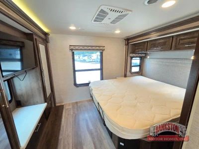 2022 Accolade 37M — photo 38 view