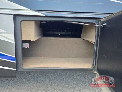 2022 Accolade 37M — engine compartment view